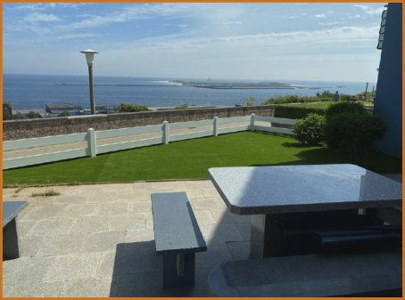 Terrasse mit Meerblick